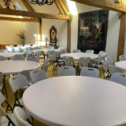 Salle d'accueil pour repas de groupe à Pierrefite sur Sauldre, Loir et Cher