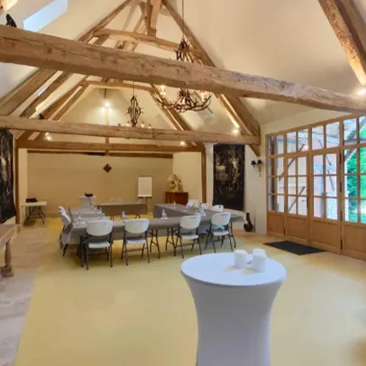 Salle de réunion, marketin à Organisation de réceptions et cocktails à Pierrefite sur Sauldre (41)