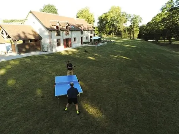 Tennis de table (ping pong) et pétanque à pratiquer pour se détendre à Pierrefite sur Sauldre près de Salbris (41)